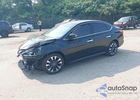 2016 Nissan Sentra Sr z USA, uszkodzony, nr VIN 3N1AB7AP7GY228387